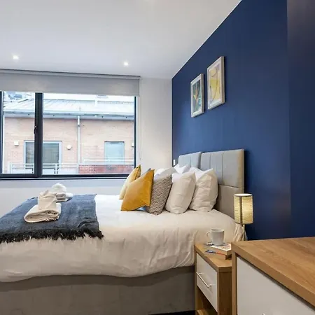 Contemporary 1 Bedroom In Centre Apartamento