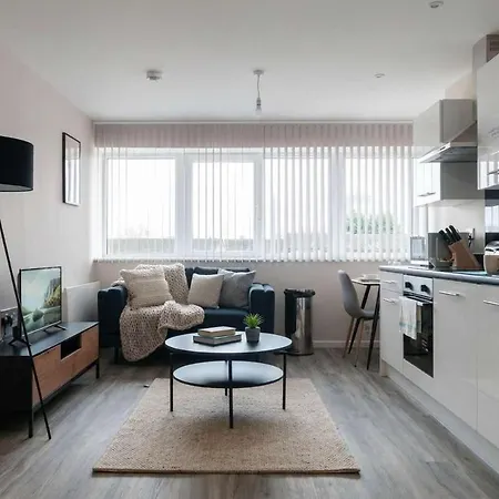Lovely 1 Bed In - Sleeps 2 아파트