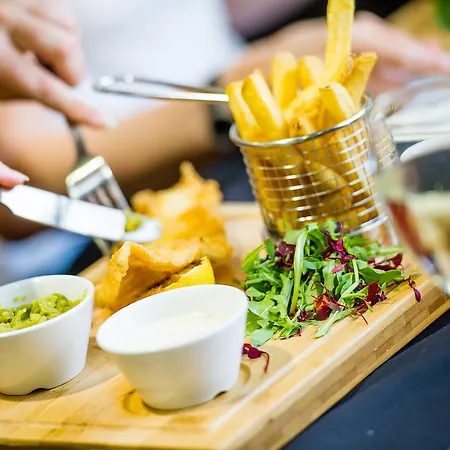 Pendulum 3* Manchester