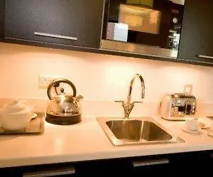 Premier Aparthotel