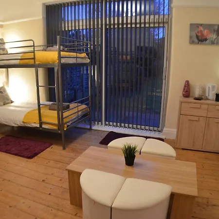 Guest house Sandy House *