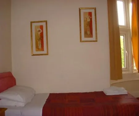Hotel Beaucliffe 2*