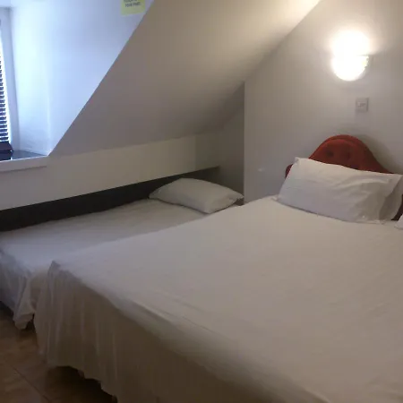 Elton Bank 3* Manchester