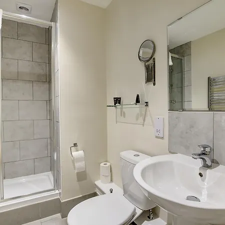City Gate Apartment
