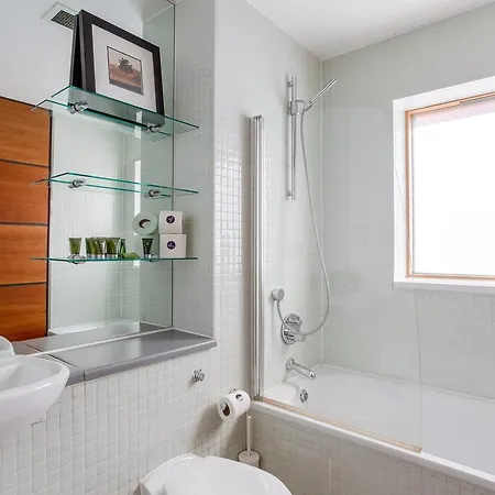 Truly Impressive City Centre 3br Flat Манчестер