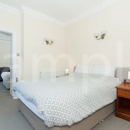 The Milverton 3* Μάντσεστερ