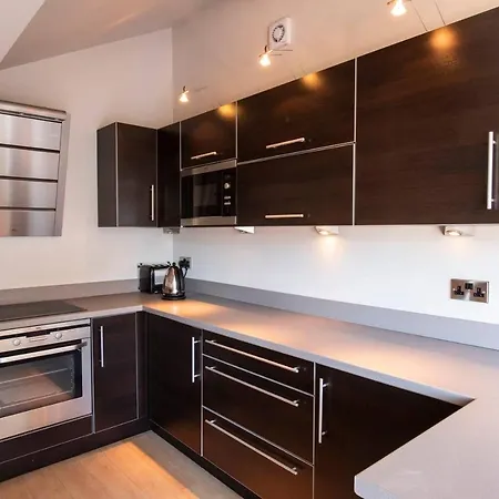 Apartmán Amazing Spacious 2 Bed Duplex Penthouse W Balcony
