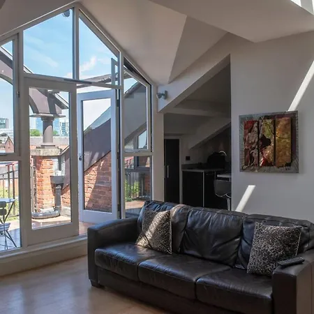 Apartmán Amazing Spacious 2 Bed Duplex Penthouse W Balcony Manchester