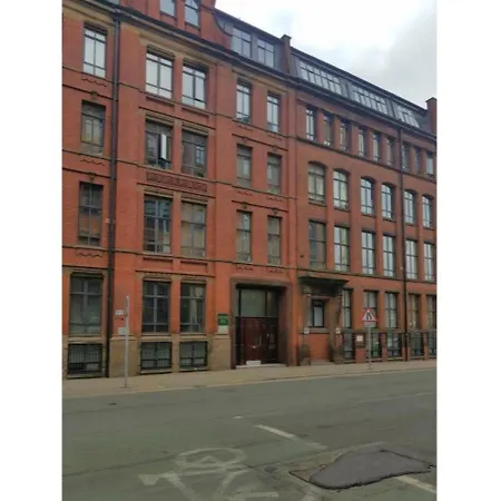 Bright, Spacious 2br Central Flat For 4 *