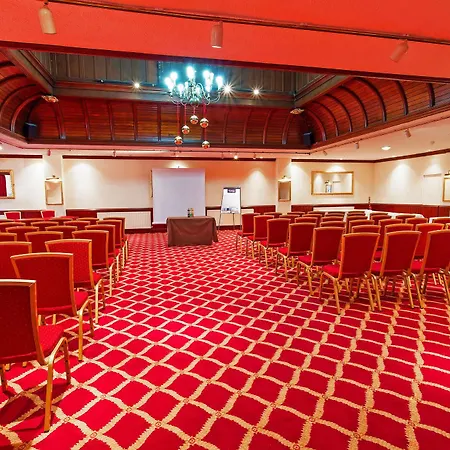 Britannia & 3* Manchester
