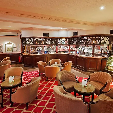 酒店 Britannia & 3*