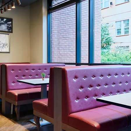 Leonardo - Formerly Jurys Hotel