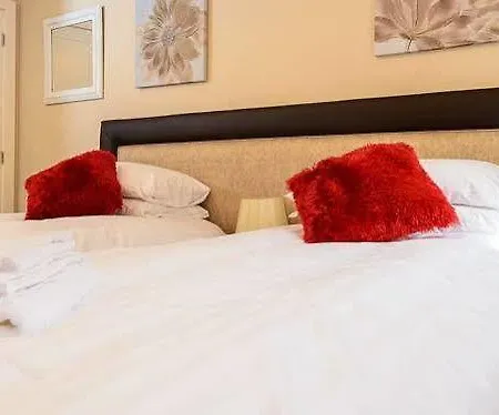 City Gate Apartment