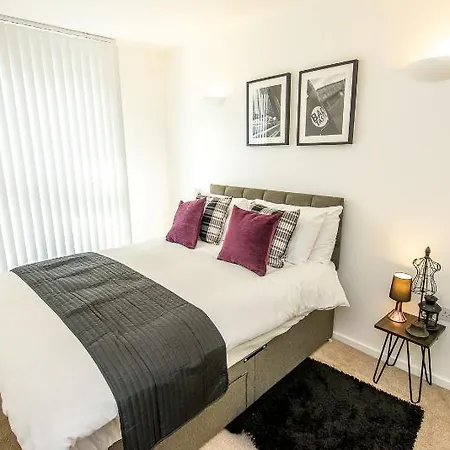 Apartment Approved Serviced Skyline *