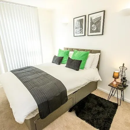 Approved Serviced Skyline Apartment