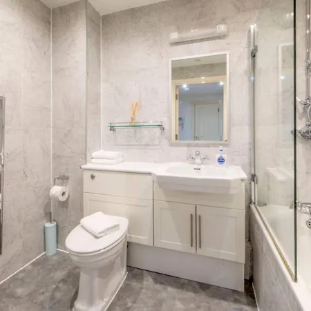 1 Bedroom In Northern Quarter