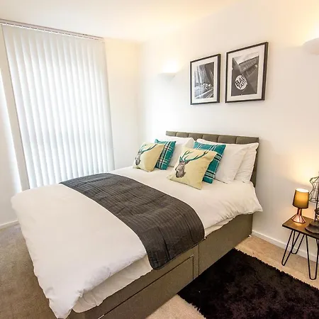 Approved Serviced Vip Apartment Manchester