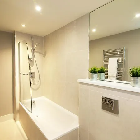 Approved Serviced Homes - Roof Gardens