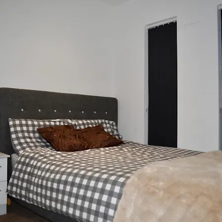 Апартаменты Cosy 2 Bedroom Close To Deansgate Манчестер