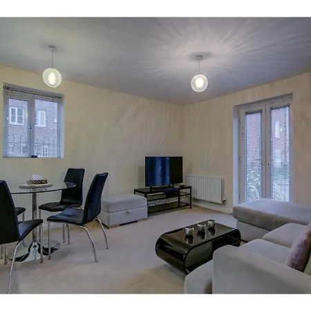 Daire Delightful And Spacious Apt For Upto 4,