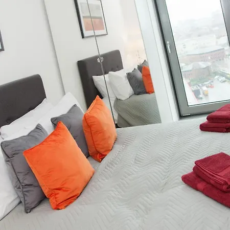 Michigan Point - Media City Apartment