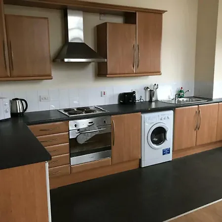 Apartment Bright 2 Bed City Centre With Huge Balcony *