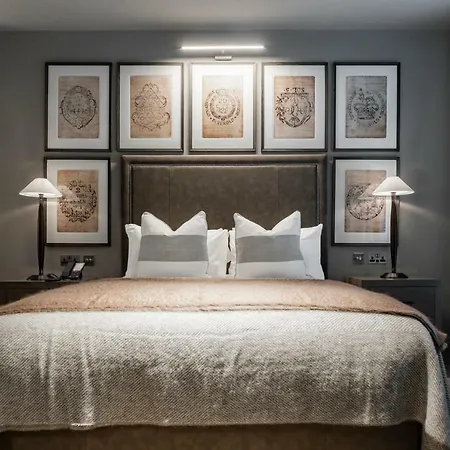Dakota 4* Manchester