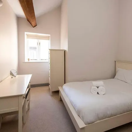 Exclusive 3 Bedroom In Northern Quarter By Guestready