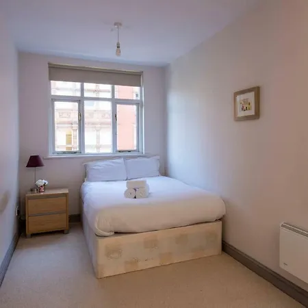 Exclusive 3 Bedroom In Northern Quarter By Guestready