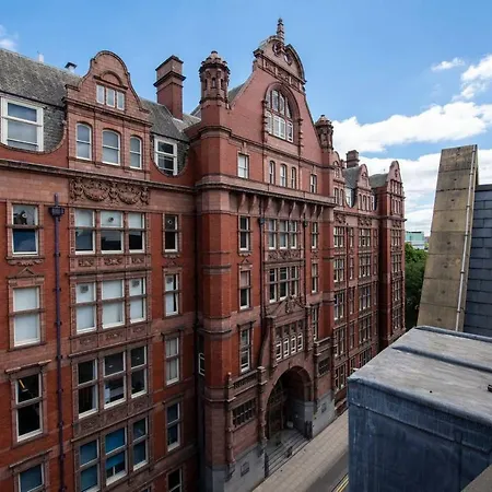 Exclusive 3 Bedroom In Northern Quarter By Guestready