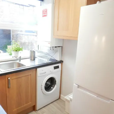 The Thornfield 3 Bedroom Close To The City Holiday home *