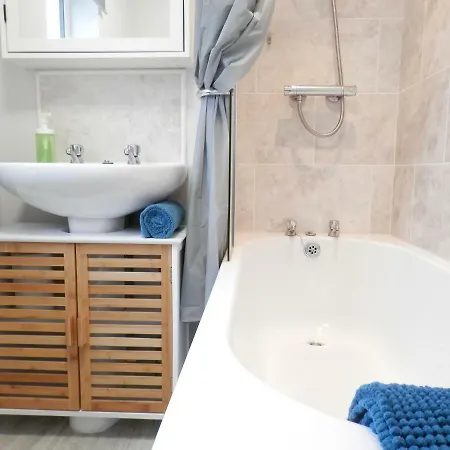 Holiday home The Thornfield 3 Bedroom Close To The City Manchester