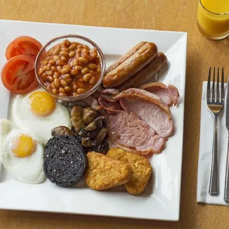 酒店 Britannia & 3*