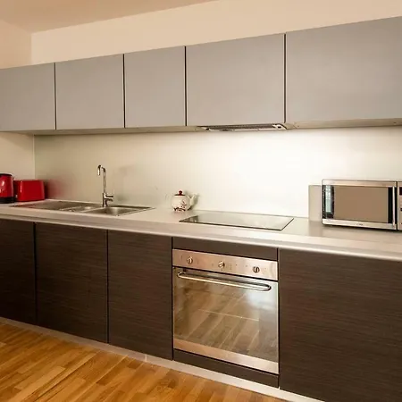 1br Apt Near Piccadilly Station By Guestready Манчестер
