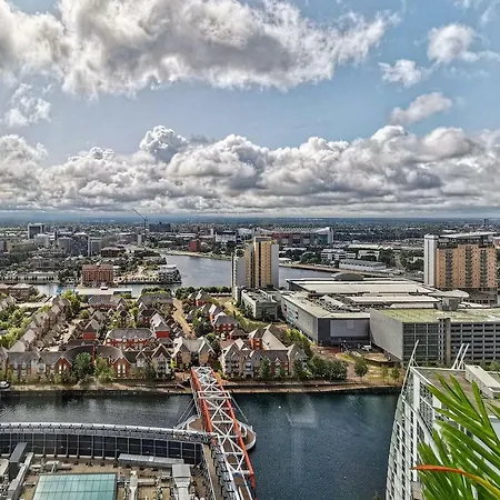 The Penthouse Of The Quays - Parking
