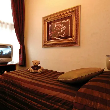 South Манчестер