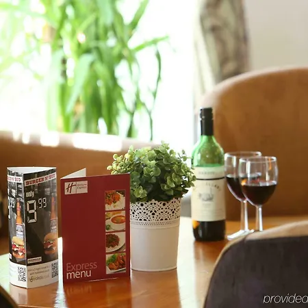 Ξενοδοχείο Express East By Ihg 3*