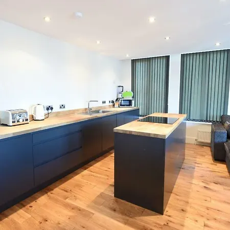 Apartmán Stunning Penthouse Slps 20 *