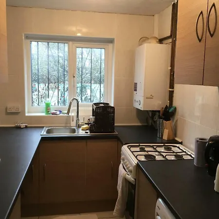2bed New Bungalow, Central Manchester, Uk * Manchester