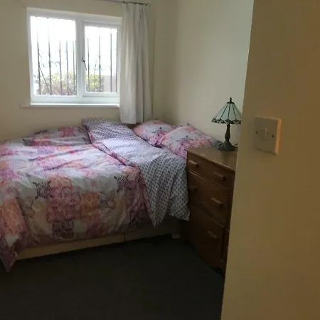 2bed New Bungalow, Central Manchester, Uk *
