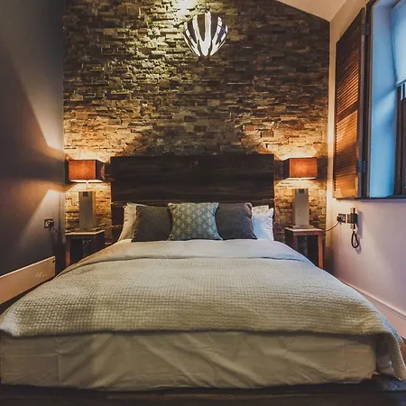 The Cow Hollow Hotel 4*