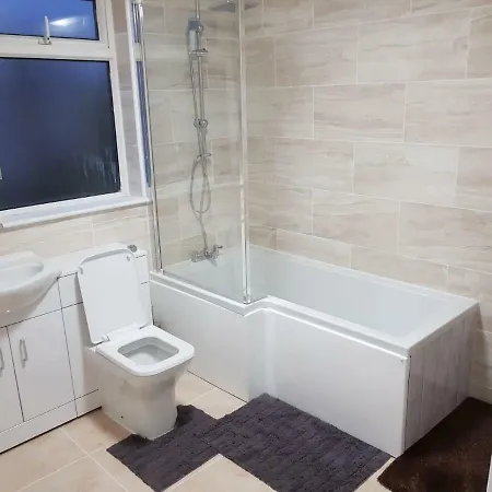 Knutsford House Holidays Casa de Férias *