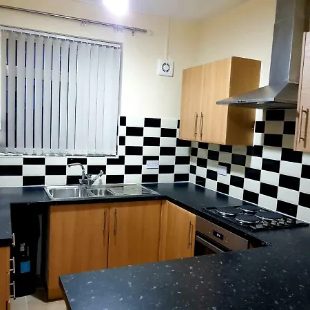 Knutsford House Holidays