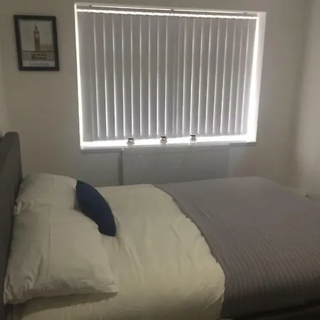 Sama's Stylish 5 Mánchester