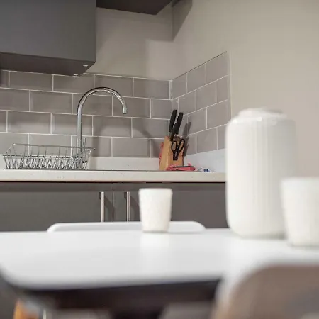 Stylish & Contemporary Apt For 4 In Central Mcr *