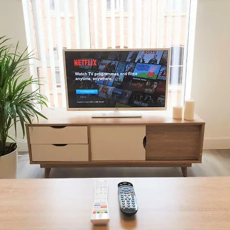 Апартаменты Hilltop Serviced Apartments- Northern Quarter Манчестер