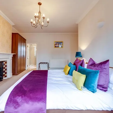Newly Refurbed Apt For 4, Trendy West Didsbury * מנצ'סטר