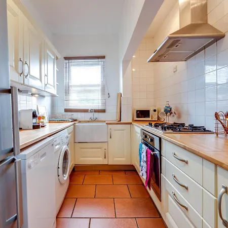 Newly Refurbed Apt For 4, Trendy West Didsbury * מנצ'סטר