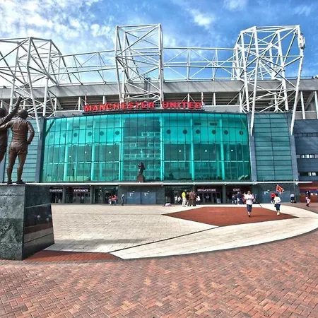 Unique Executive Luxury Szálloda *