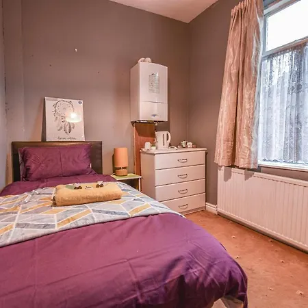 Kensington Guest house *